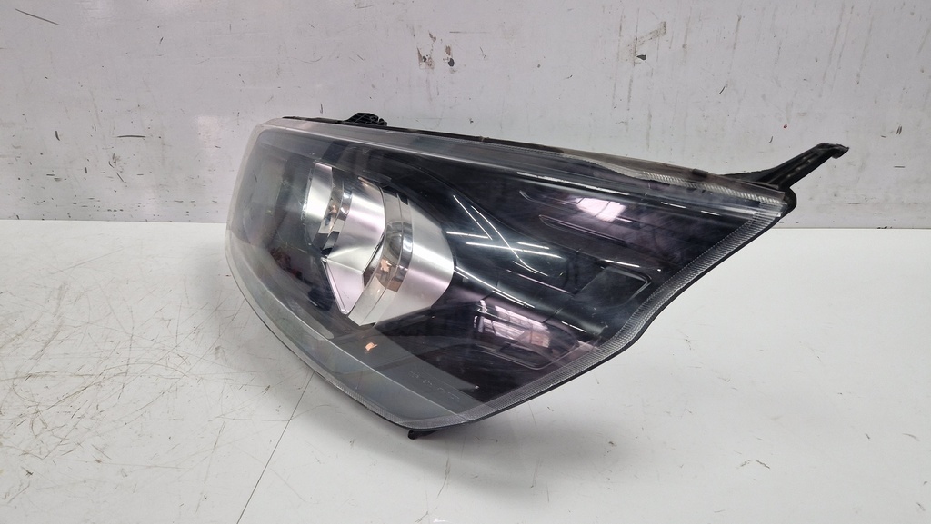 [MTD-510328] Faro delantero izquierdo Ford Transit Custom V362 2.0 EcoBlue YLF6