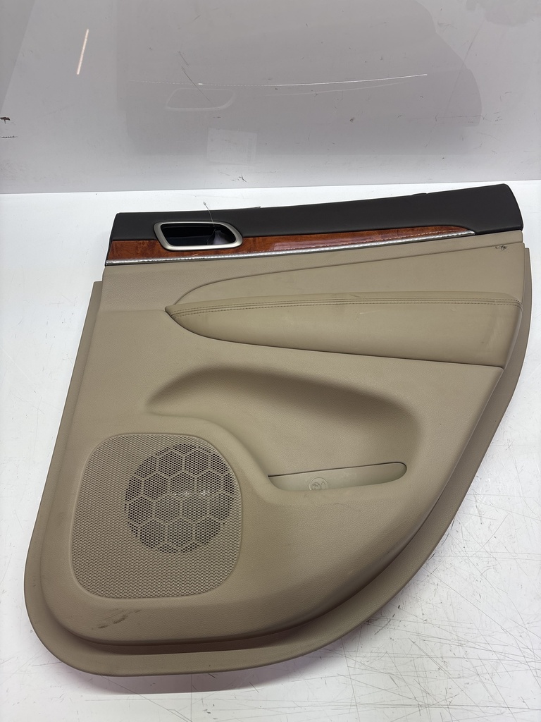 [MTD-510522] Panel de puerta Jeep Cherokee IV WK 3.0 CRD V6 4x4 Diesel EXF 632C664