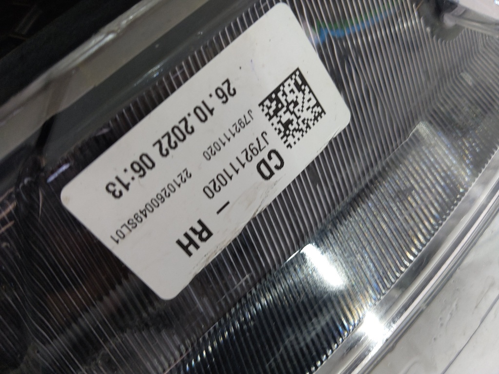 [MTD-511295] Faro delantero derecho Kia Ceed CD 1.6 CRDi D4FE