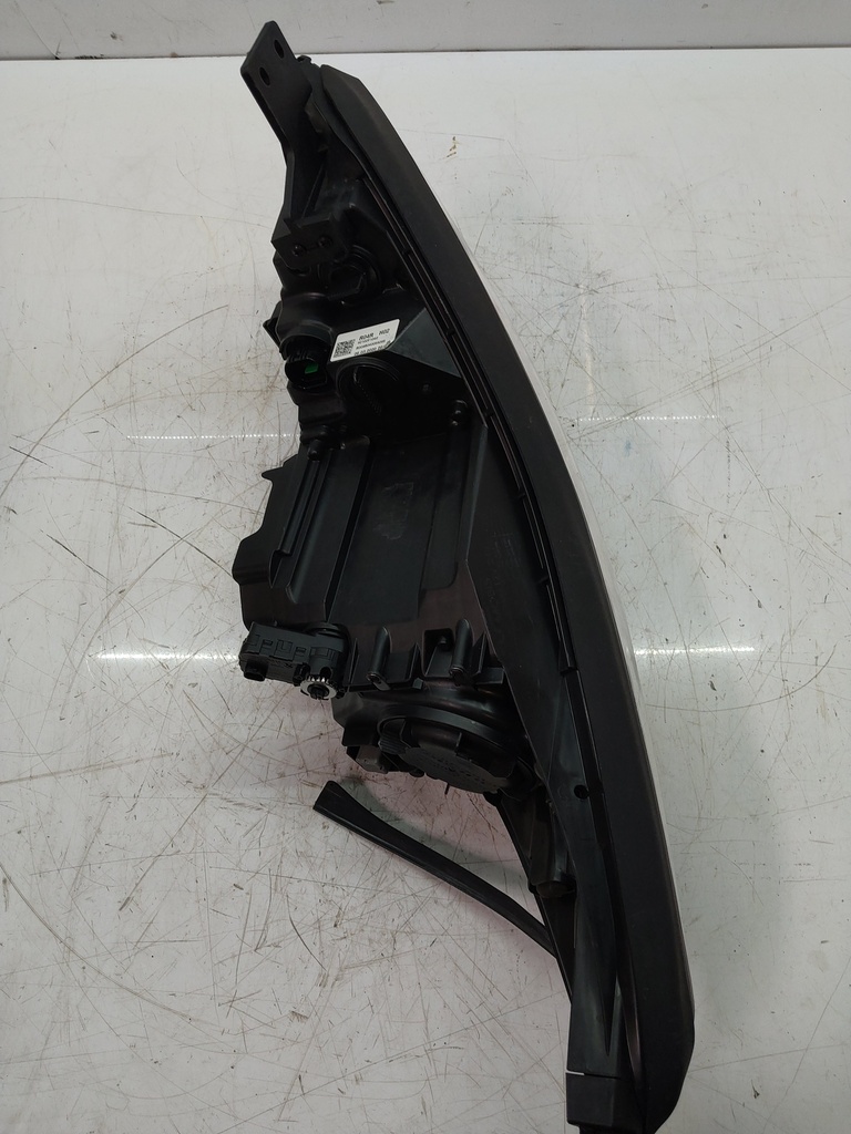 [MTD-511293] Faro delantero derecho Kia Sportage IV QLE 1.6 CRDi D4FE