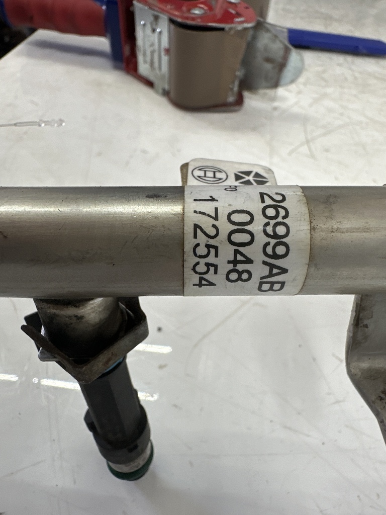 [MTD-513407] Colector de inyección Dodge Jeep Dakota Nitro Cherokee 3.7 V6 ECG 53032699AB