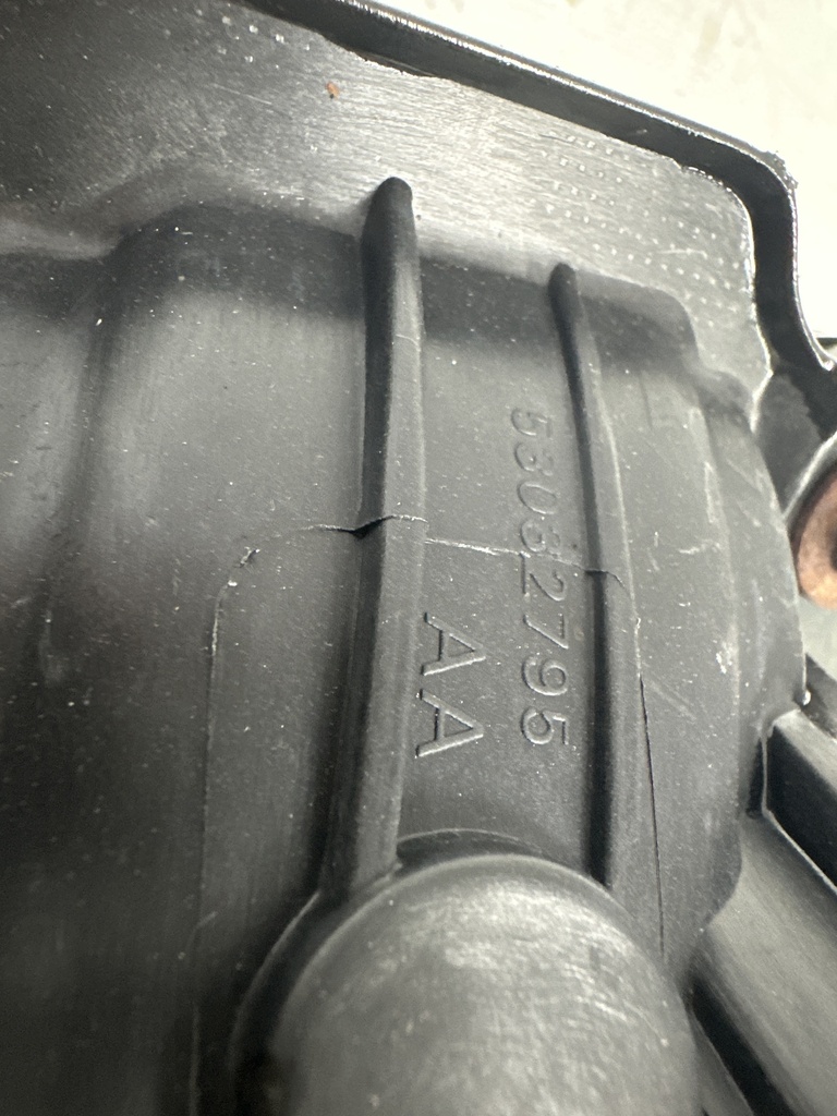 [MTD-513424] Colector de admisión Dodge Jeep Dodge Dakota Nitro Cherokee 3.7 V6 Gasolina