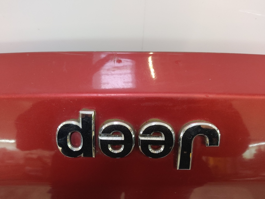 [MTD-517875] Capó rojo Inferno para Jeep Cherokee KK 2.8 CRD 4x4