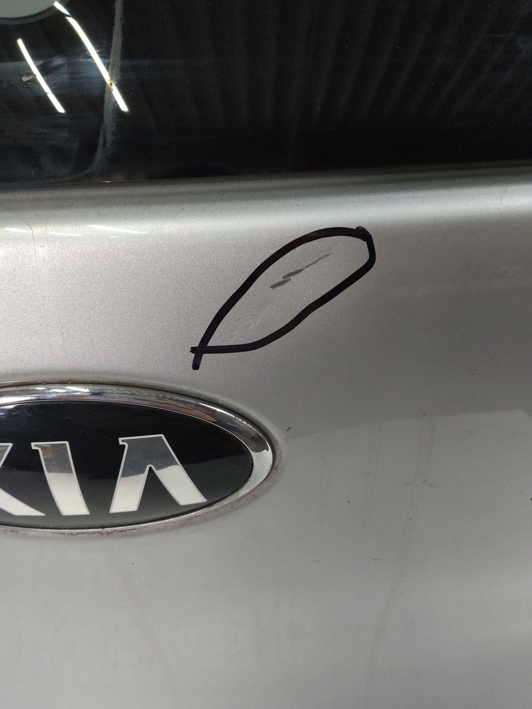 [MTD-520983] Tapa del maletero plateada Kia Niro I 1.6 GDI Hybrid G4LE
