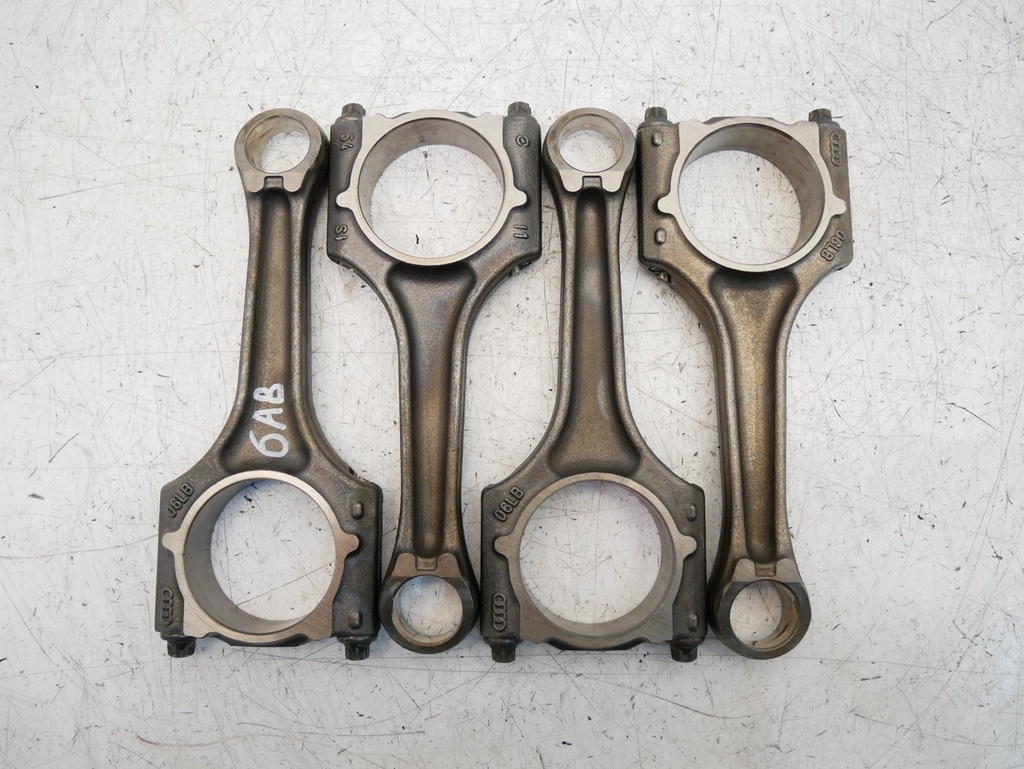 [MTD-494043] 4x Biela Audi A4 A5 A6 2.0 TFSi CAE CAEB 06LB