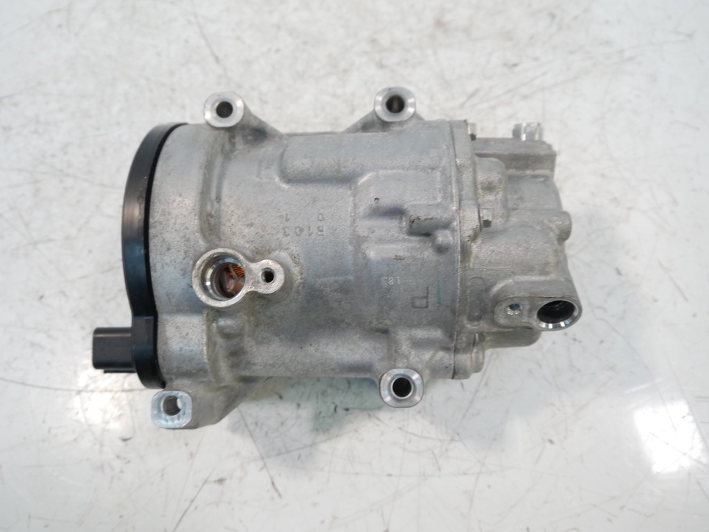 [MTD-493256] Compresor de aire acondicionado Toyota C-HR 2.0 Hybrid M20A-FXS 042400-0500 29.000km