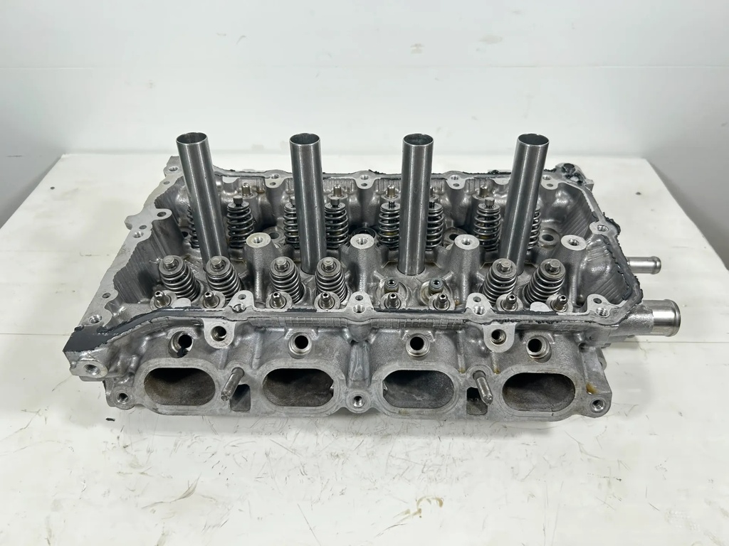 [1000376] Culata Toyota Auris 1,8 Hybrid 2ZR-FXE