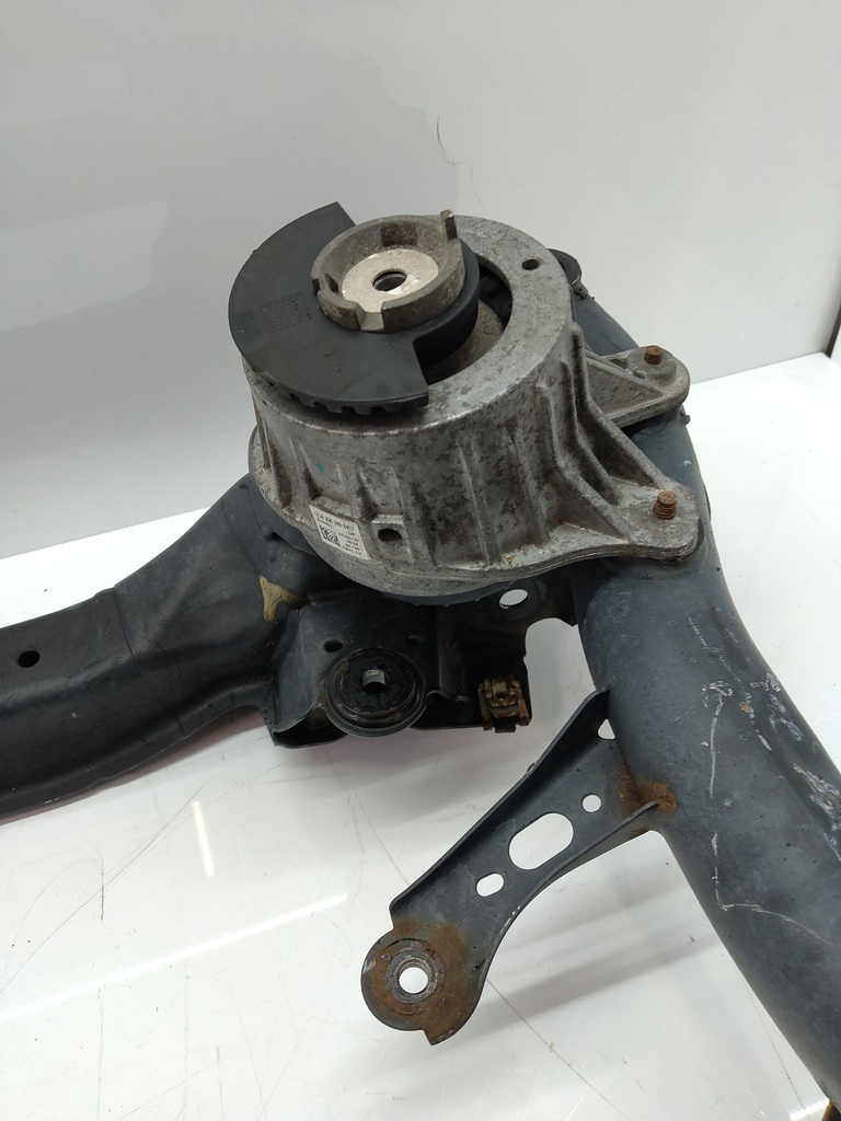 [MTD-527630] Soporte de eje para Mercedes Clase C W205 1.6 BlueTEC