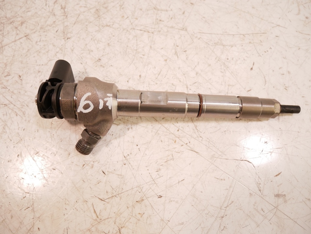 [MTD-433121] Inyector Audi A4 A5 A6 A7 Q5 2.0 TDI 204 CV 05L130277N