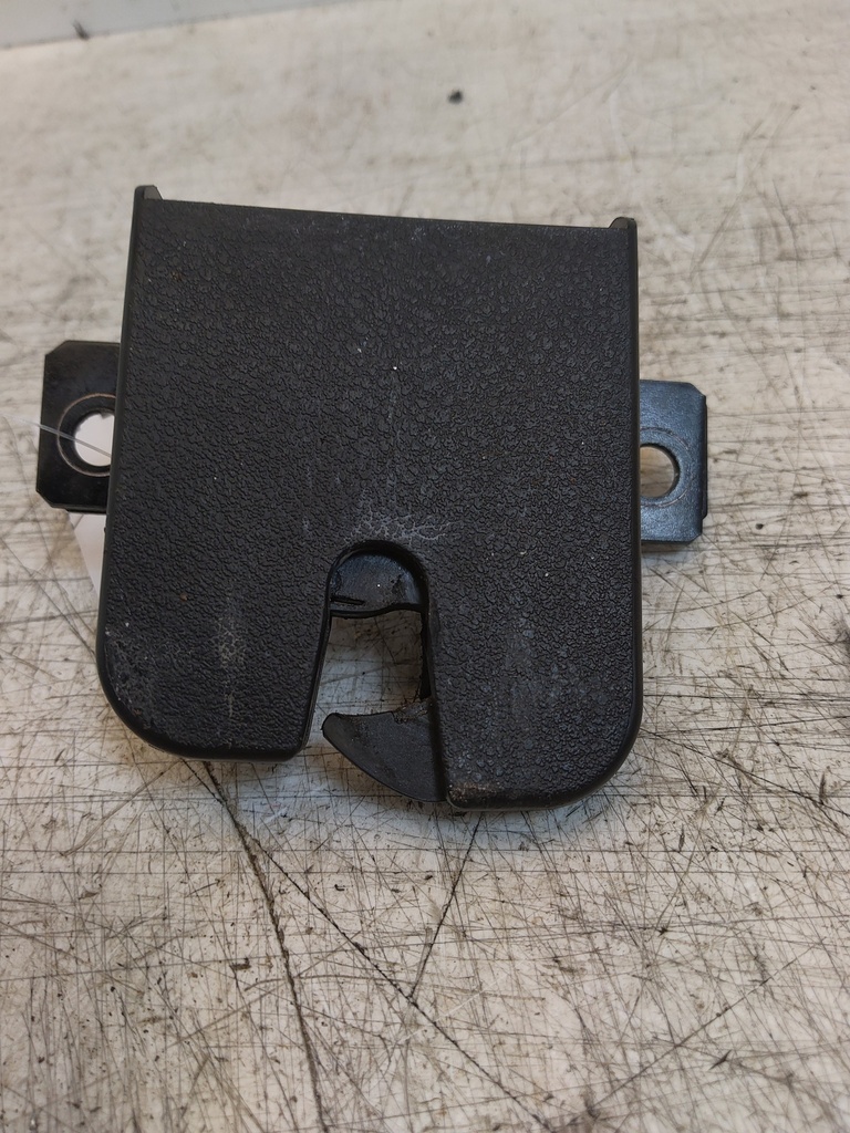 [MTD-527635] Cierre de maletero VW Golf IV 1J1