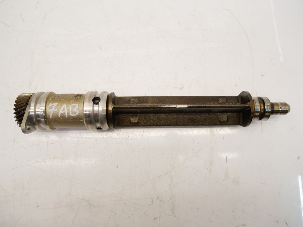 [MTD-476334] Eje balanceador Audi A3 / VW Golf VI 2.0 TFSI TSI CBFA CBF 06H103331