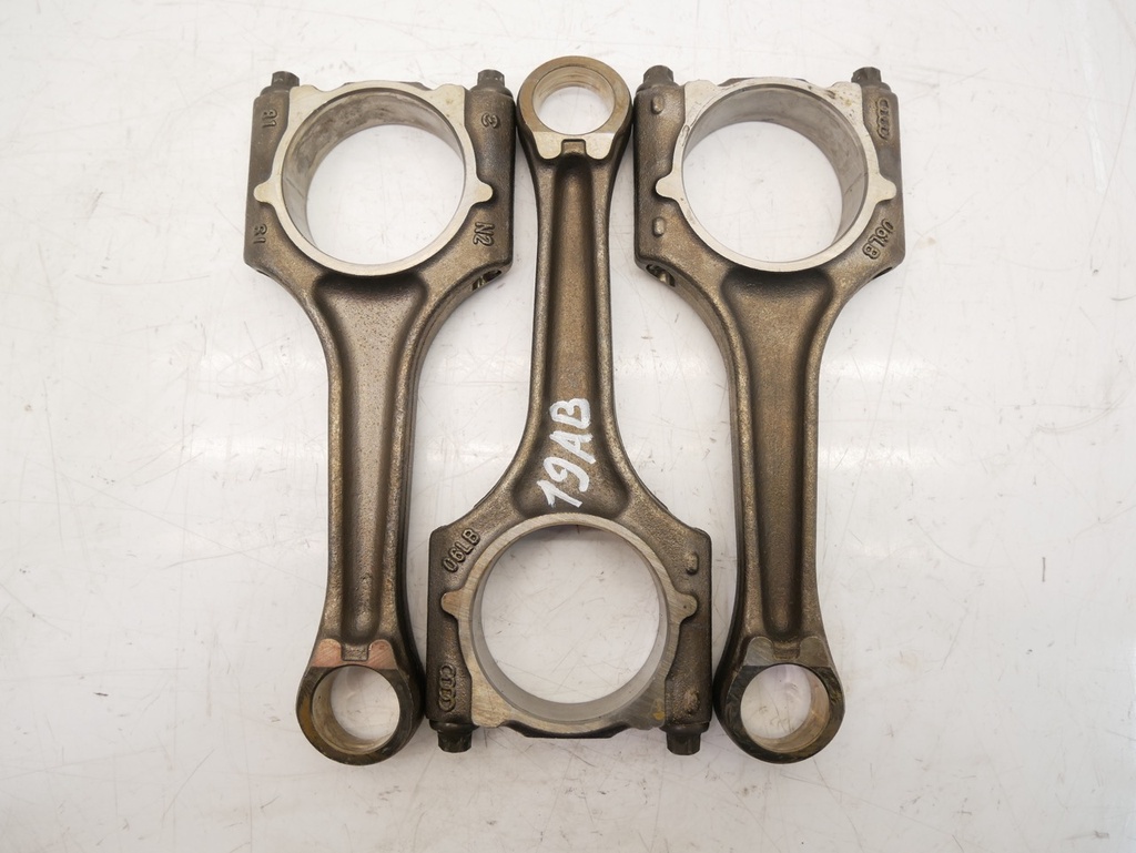 [MTD-476832] 4x Biela Audi A4 B8 A5 Q5 2.0 TFSI quattro CPMB CPMA CPM 06LB