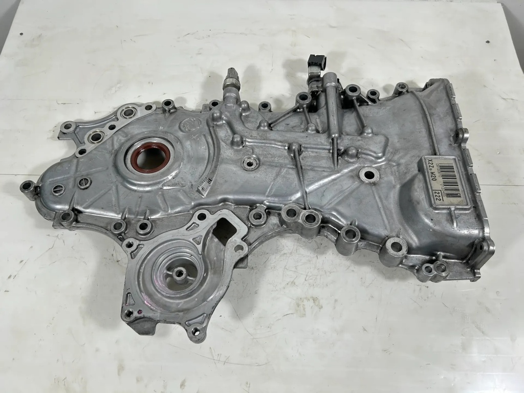 [1000380] Tapa de distribución Toyota Auris 1,8 Hybrid 2ZR-FXE