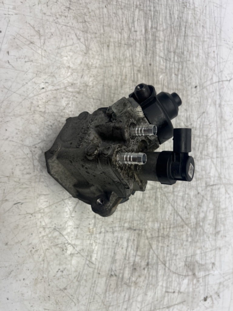 [MTD-437467] Bomba de alta presión VW Amarok 2.0 BiTDI TDI Diesel CNe CNEA 03L130755AB 0445010533