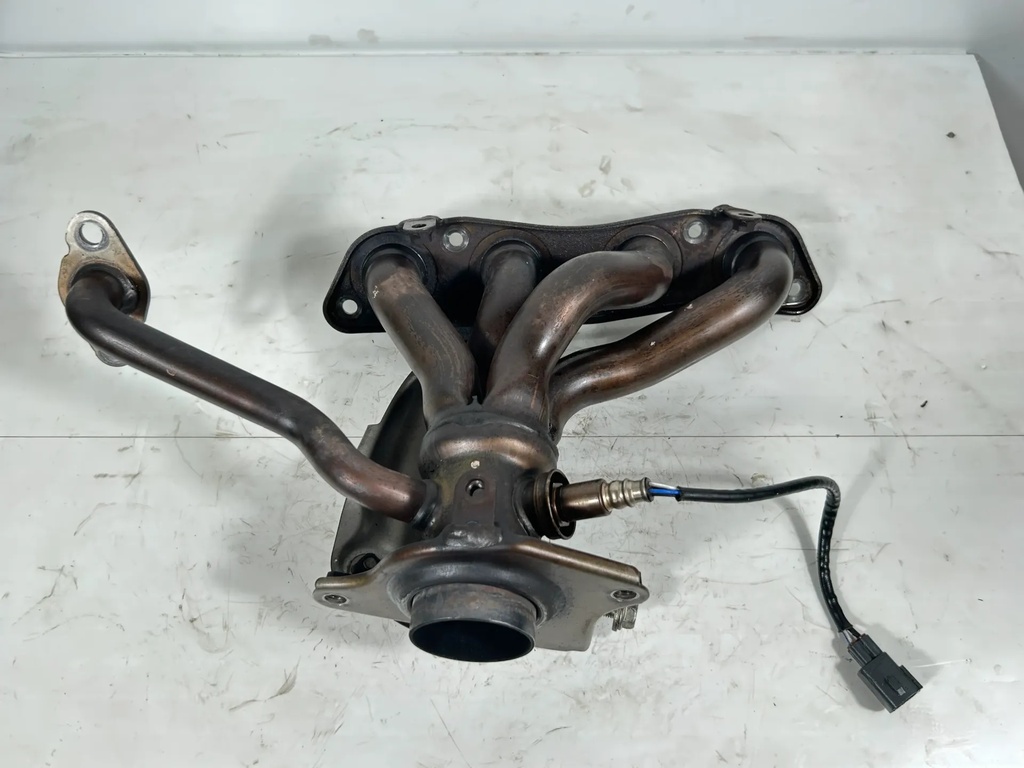 [1000390] Colector de escape Toyota Auris 1,8 Hybrid 2ZR-FXE