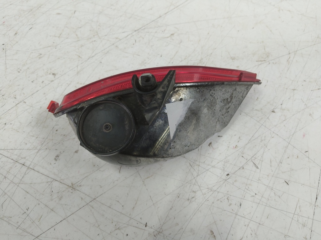 [MTD-527509] Luz trasera izquierda Dacia Sandero III