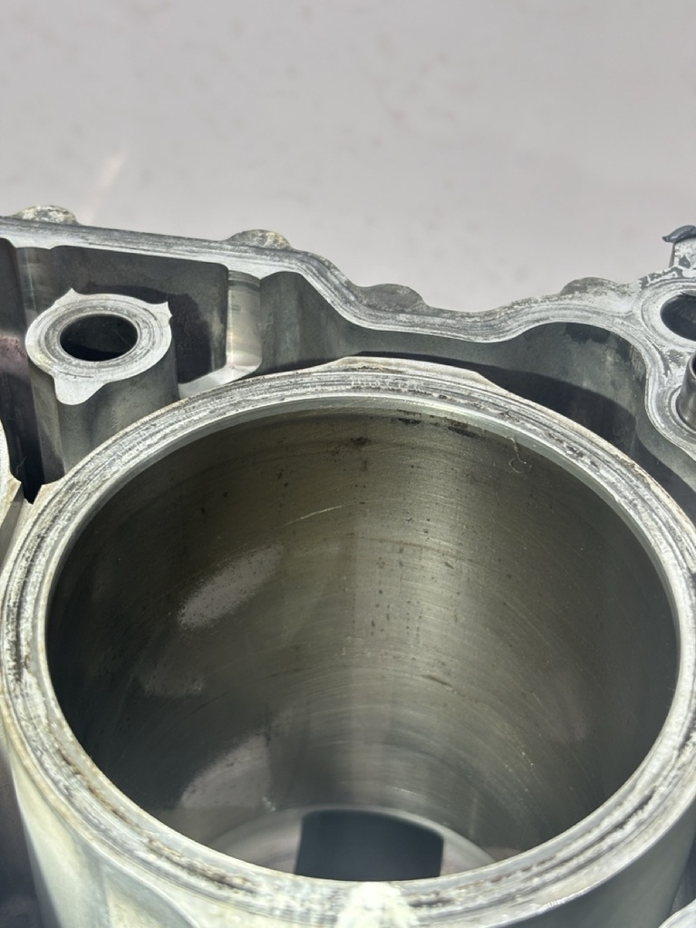 [MTD-457094] Bloque motor defectuoso Subaru Outback 2.5 FB25 127KW 173CV