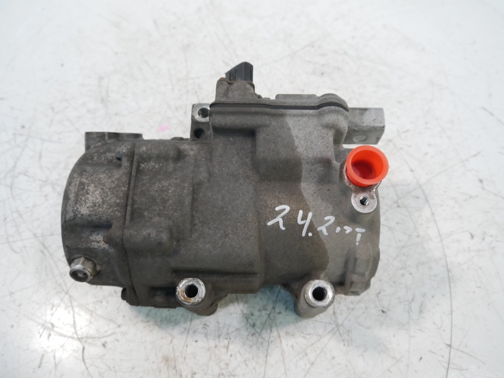 [MTD-493361] Compresor de aire acondicionado Lexus CT 200H 1.8 Hybrid 2ZR-FXE 042200-0402