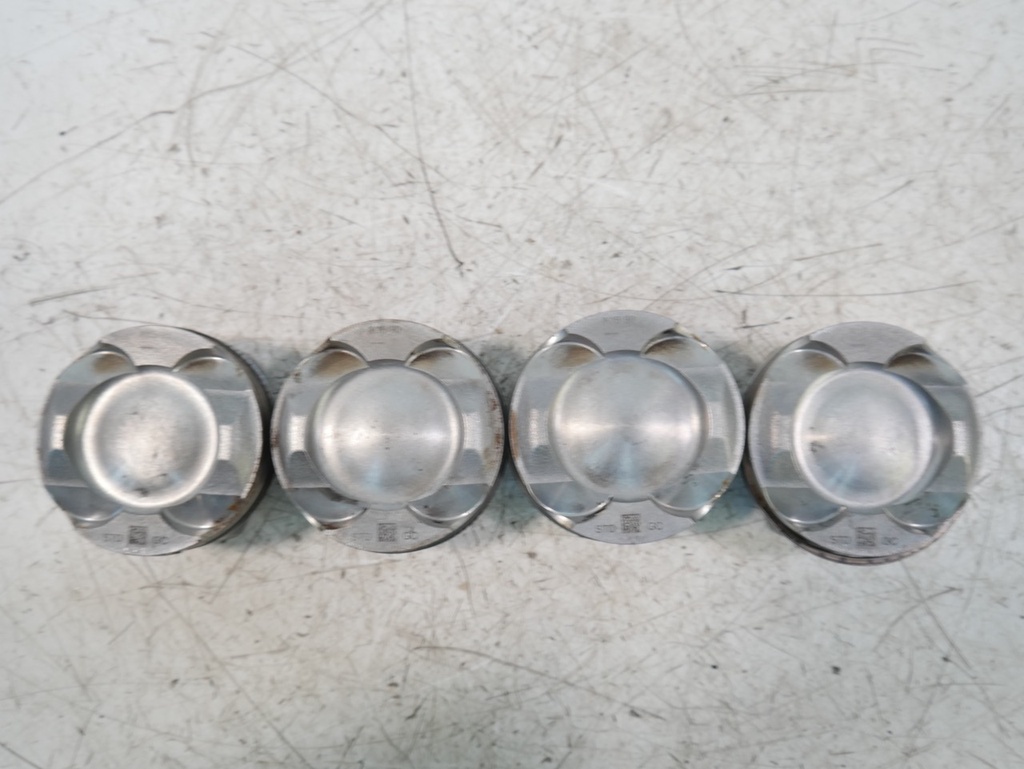 [MTD-495408] 4x pistones Land Rover Range Sport L494 2.0 P400e PT204 AJ20P4 083213R