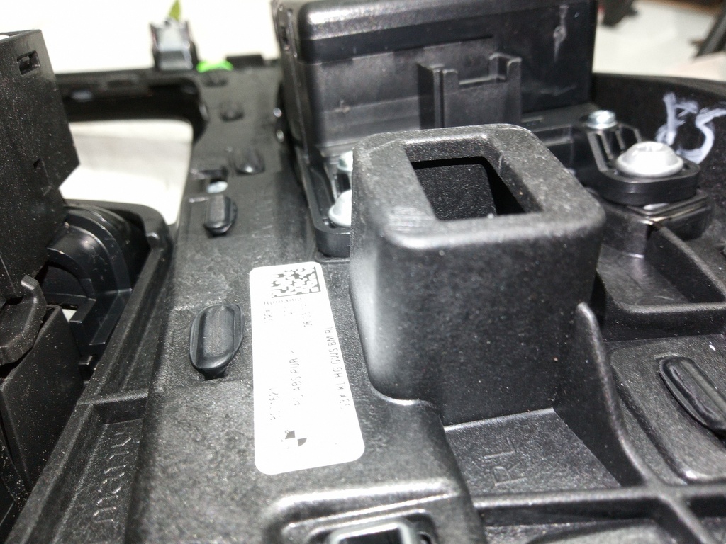 [MTD-499582] Consola central BMW Serie 6 G32 GT 2.0 620 d Diesel 2019