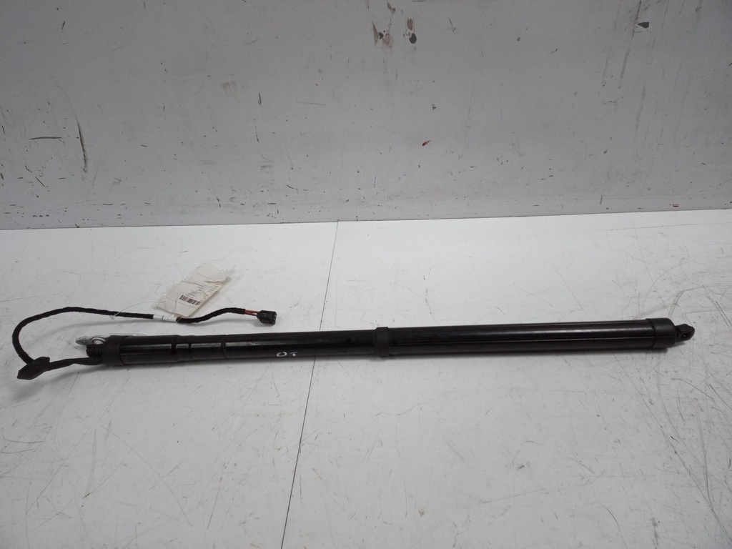 [MTD-499758] Portón trasero Volvo V60 MK2 Cross Country 227 D420T8 32357571