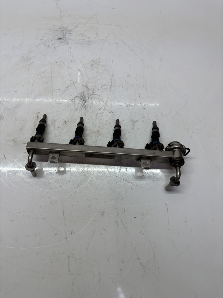 [MTD-502086] Riel inyector para Abarth 500 1.4 gasolina 312A3000 0280151300