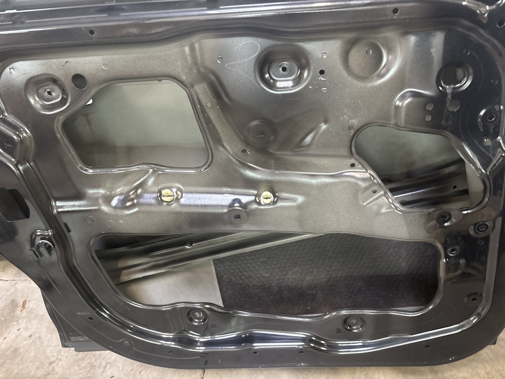 [MTD-505323] Puerta delantera izquierda negra Mini Countryman Cooper D R60 N47C16A 2015