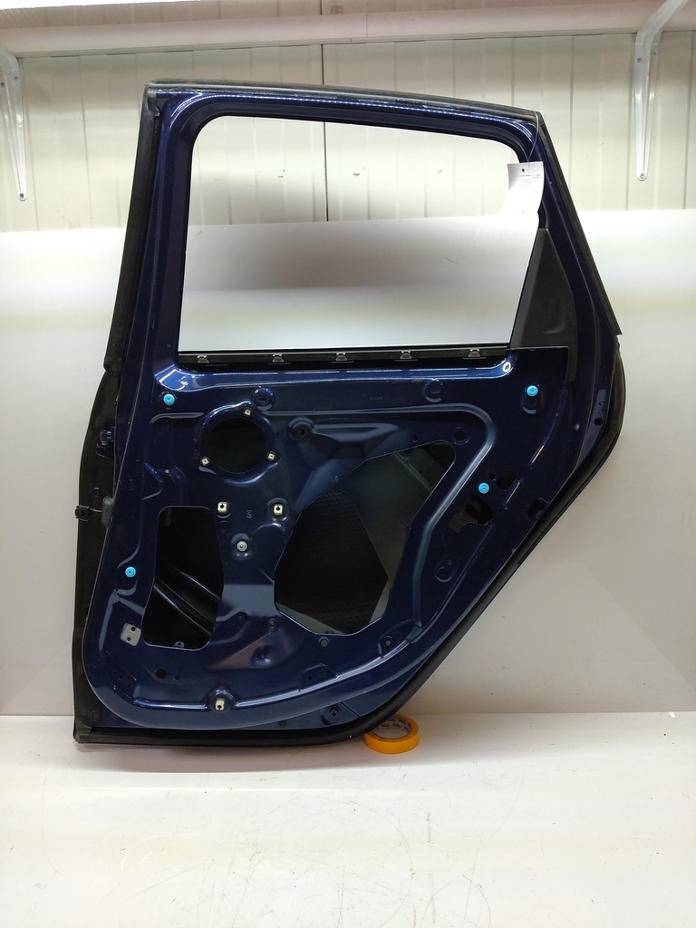[MTD-505904] Puerta trasera derecha MEDITERRANEO AZUL METÁLICO BMW Serie 2 F45 2.0 218d 9631840