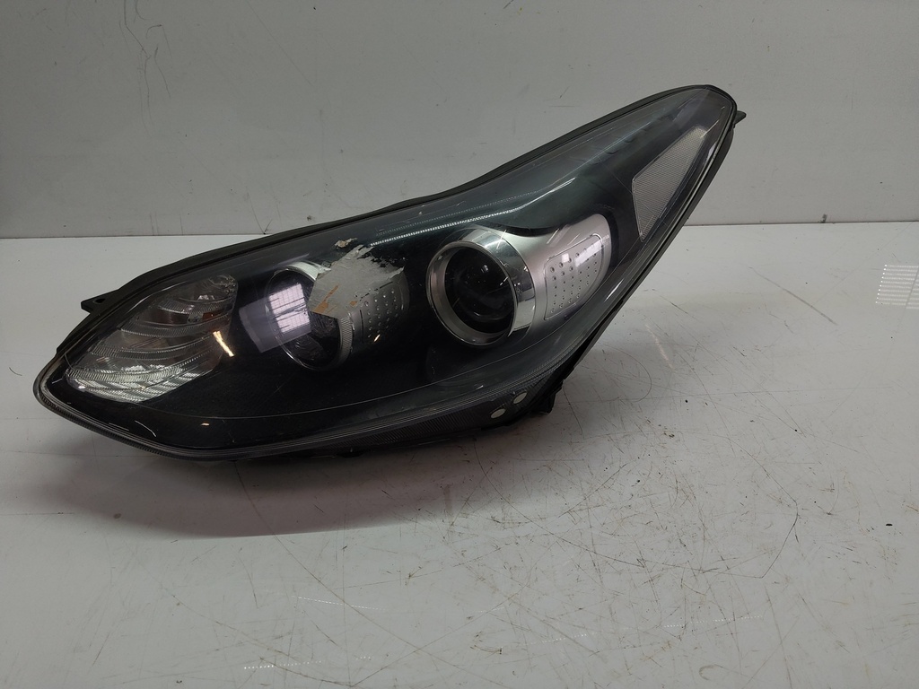 [MTD-514552] Faro delantero izquierdo Kia Sportage 4 QLE 2.0 CRDI D4HA Euro6 92101-F1040