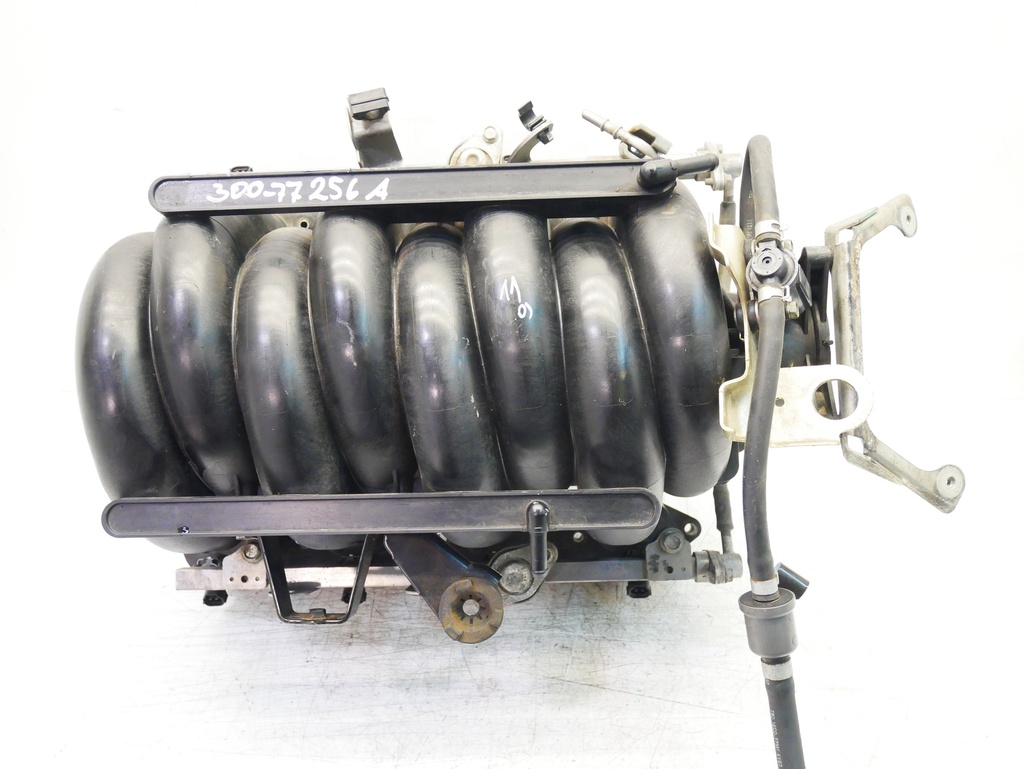 [MTD-401298] Colector de admisión Nissan Pathfinder R51 Titan 5.6 V8 VK56DE 140012E00A