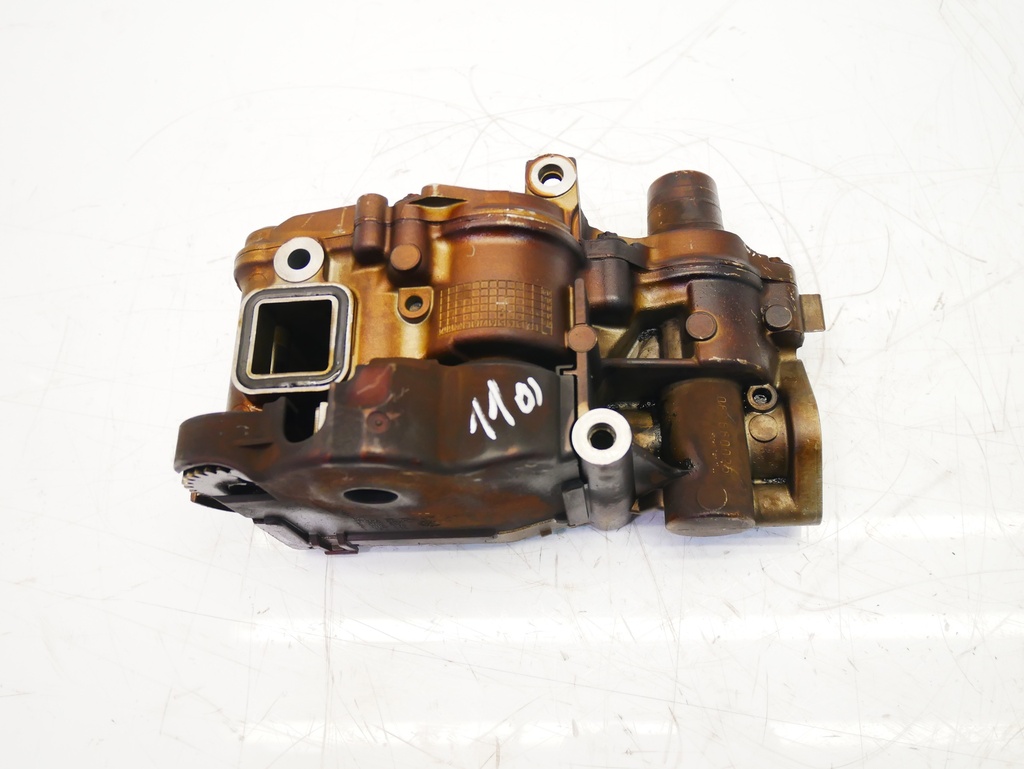 [MTD-402385] Bomba de aceite para Audi A6 C6 A8 D3 4.2 FSI V8 BVJ 079115103T 079115103J