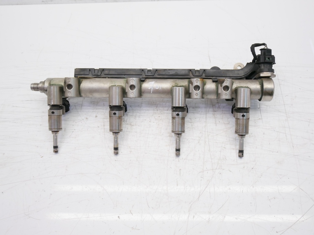 [MTD-428330] Rampa de inyectores Opel Insignia Saab 9-5 2.0 T A20NHT 12636110