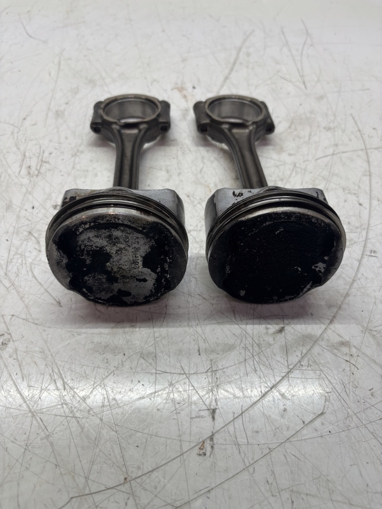 [MTD-451090] 2x Biela de pistón Peugeot 1.2 VTi EB2 HMZ HM01 1608059980 1608059880