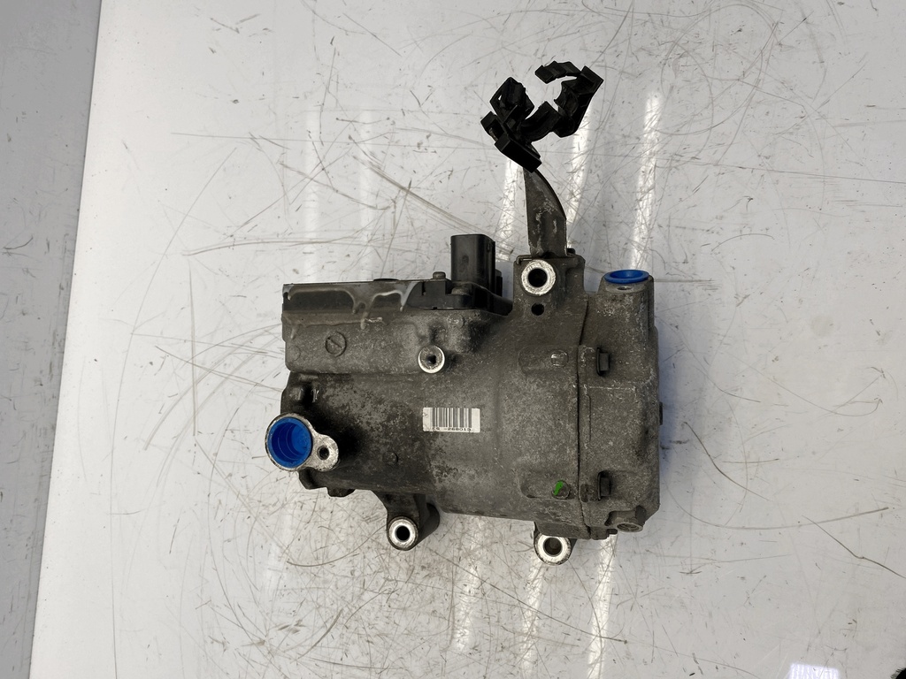 [MTD-385420] Compresor de aire acondicionado Nissan Altima L32 2.5 Hybrid QR25DE 92600-JA810