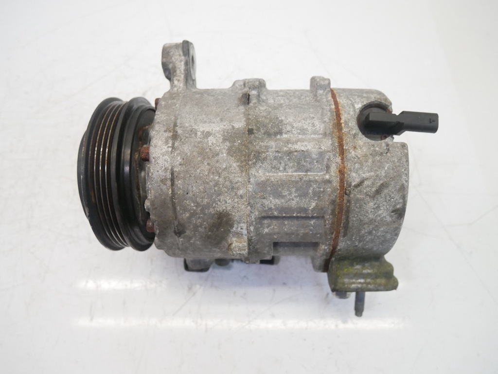 [MTD-412543] Compresor de aire acondicionado Cadillac Escalade 2 4WD V8 L86 23232908