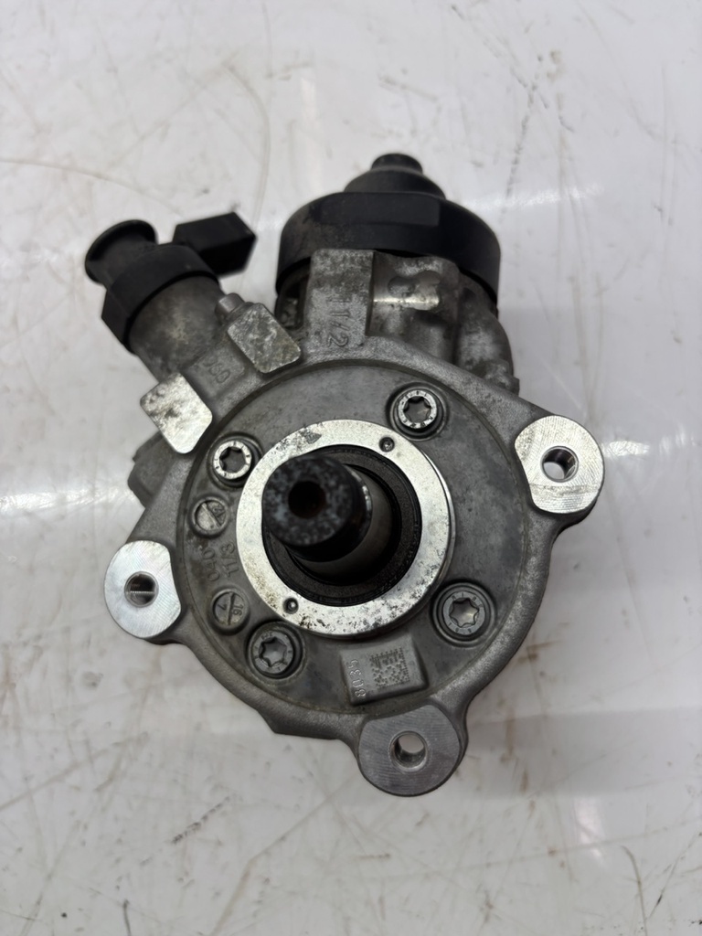 [MTD-502453] Bomba de alta presión VW Crafter 2.0 TDI CKUB CKU 03L130755AB