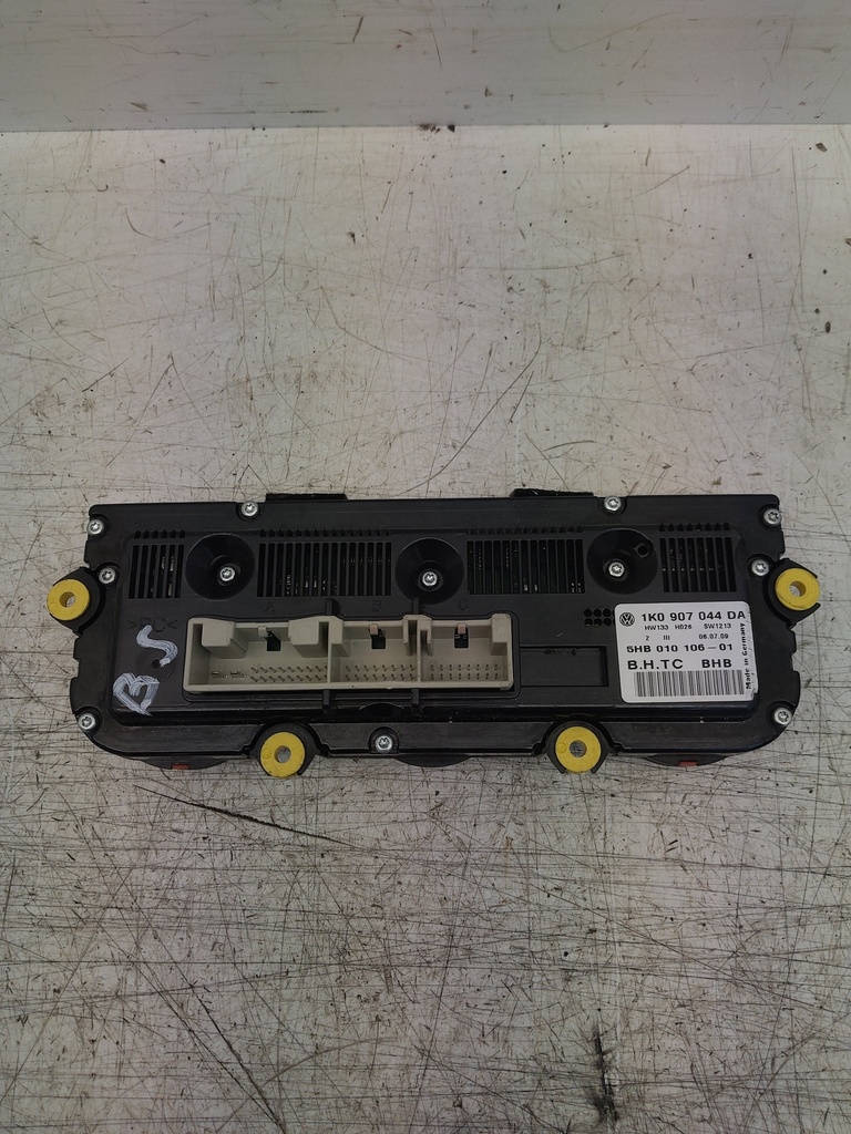 [MTD-527411] Unidad de control de calefacción Volkswagen Scirocco III