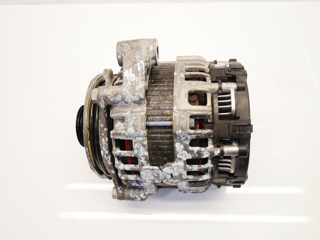 [MTD-397048] Alternador para BMW 3.0 i B58B30A 8571358 250A