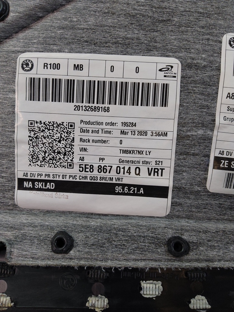 [MTD-527424] Revestimiento de puerta Skoda Octavia 1.5 TSI