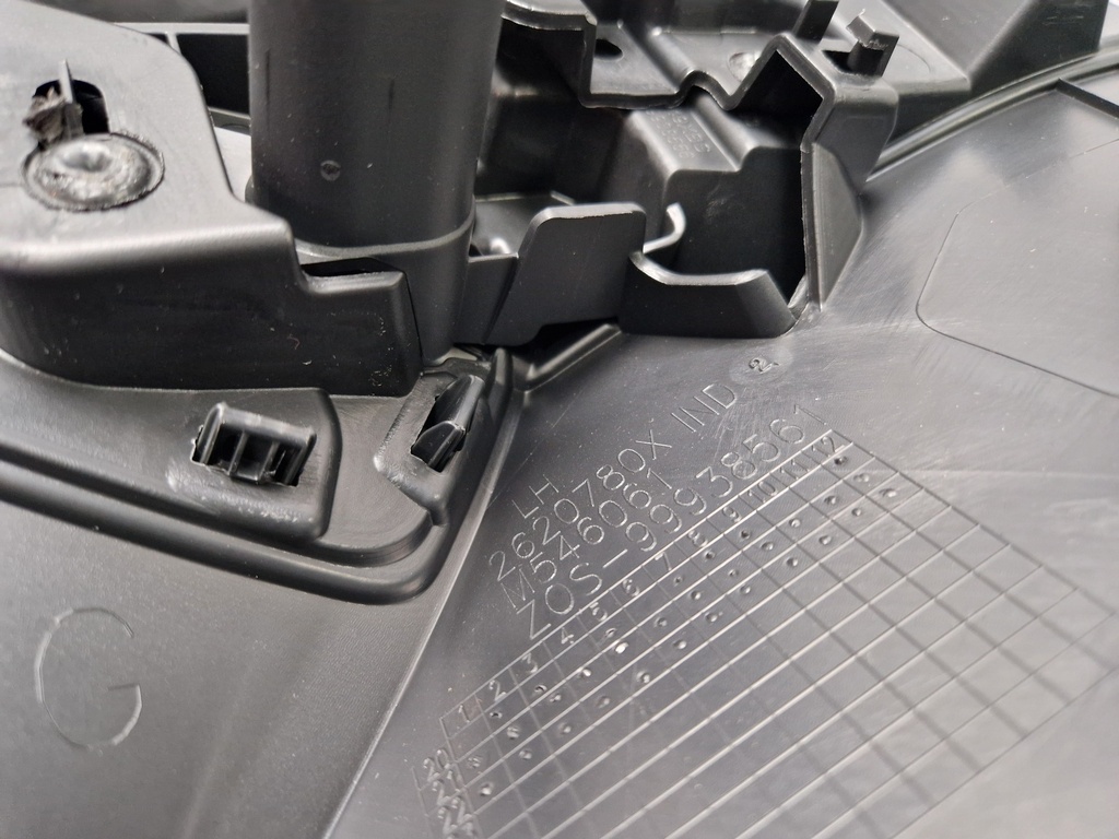 [MTD-497631] Panel de puerta Peugeot 308 1.5 BlueHDI 130 Diesel YHZ DV5R YH01 99938561