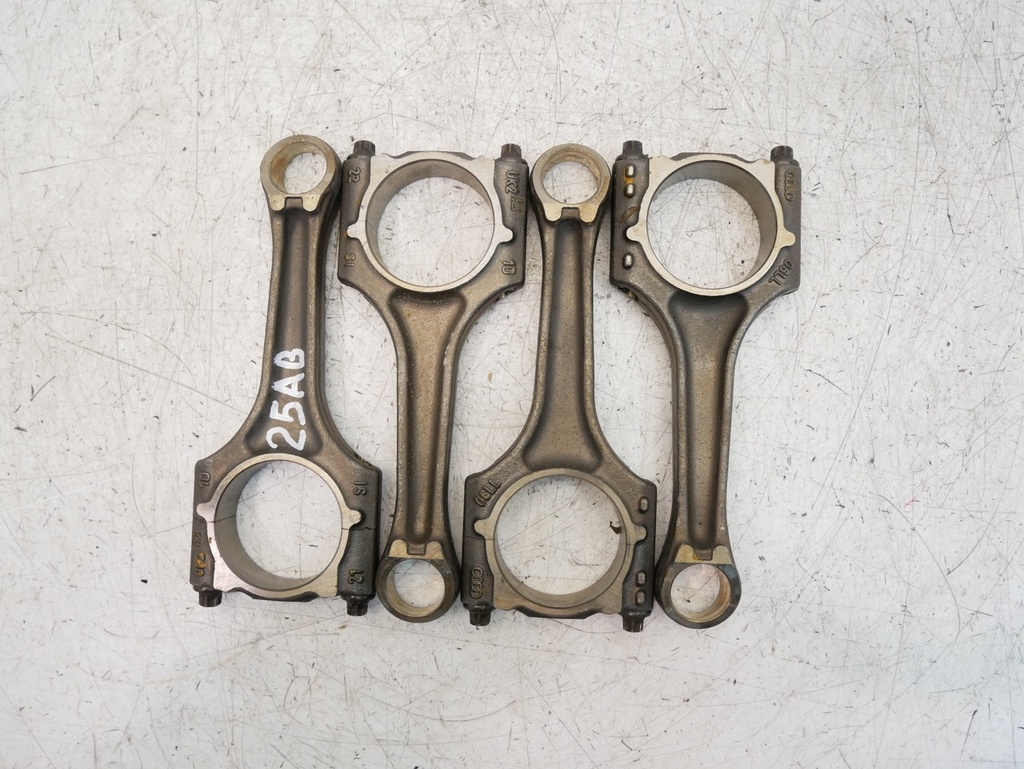 [MTD-506361] 4x Biela Audi A4 B9 A5 2.0 TFSI CVK CVKB 06LL
