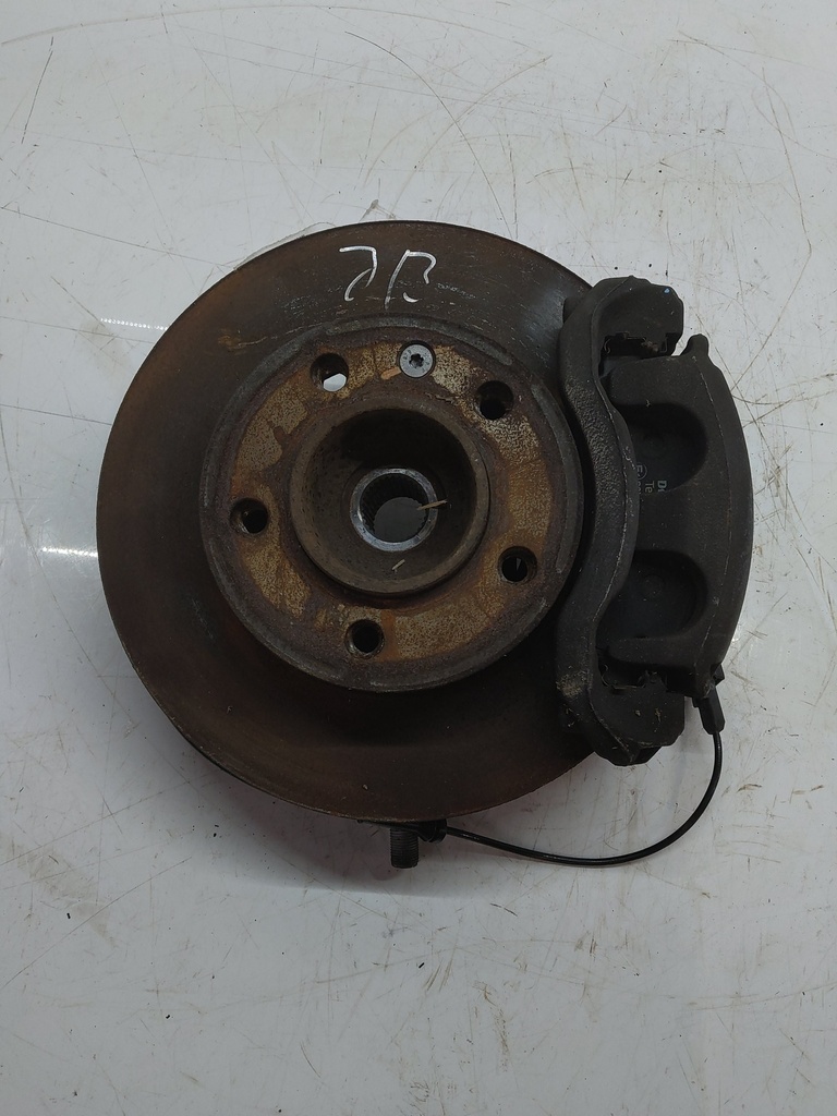 [MTD-514815] Cubo de volante delantero derecho Nissan Interstar X62B M9T726 4001400Q0M