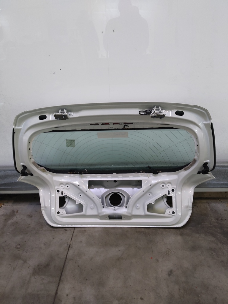 [MTD-505386] Tapa del maletero blanco alpino 300 BMW Serie 1 F20 116d B37D15A B37 7420695