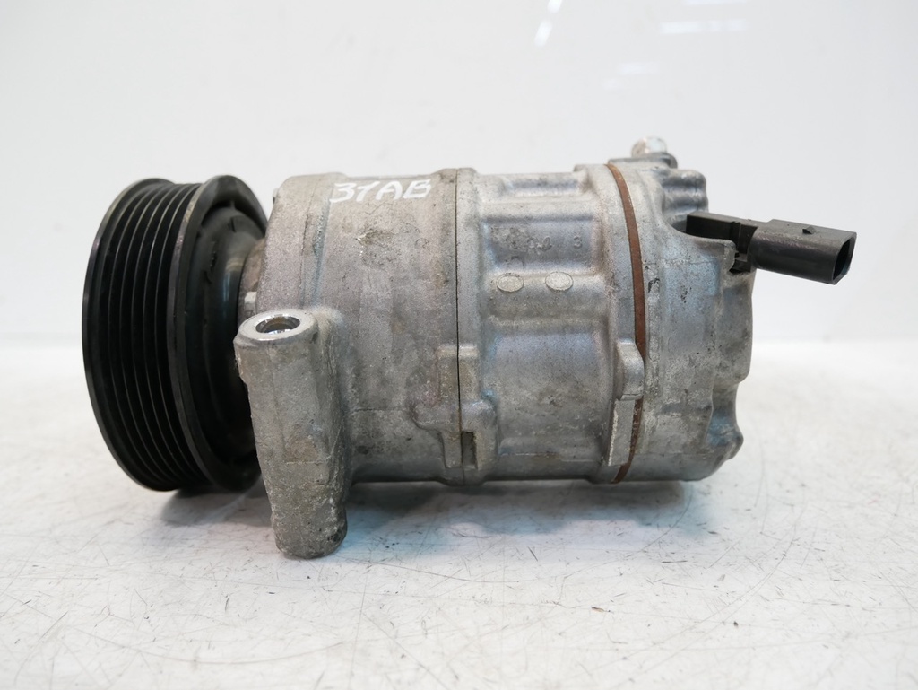[MTD-506353] Compresor de aire acondicionado Audi A4 B9 A5 2.0 TFSI CVK CVKB 4M0816803