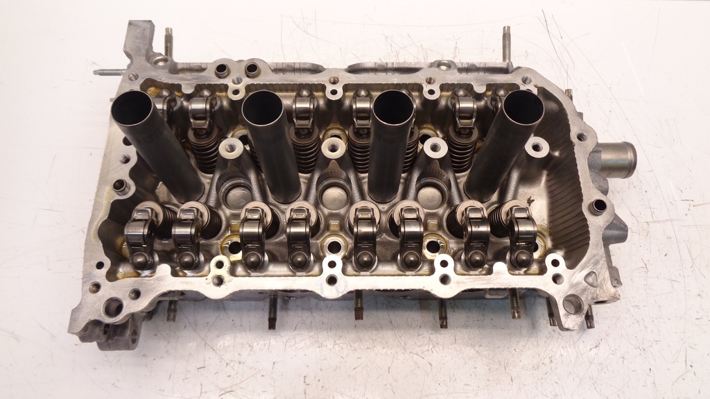 [MTD-392653] Culata Toyota Subaru Yaris Urban Auris 1.3 gasolina 1NR-FE