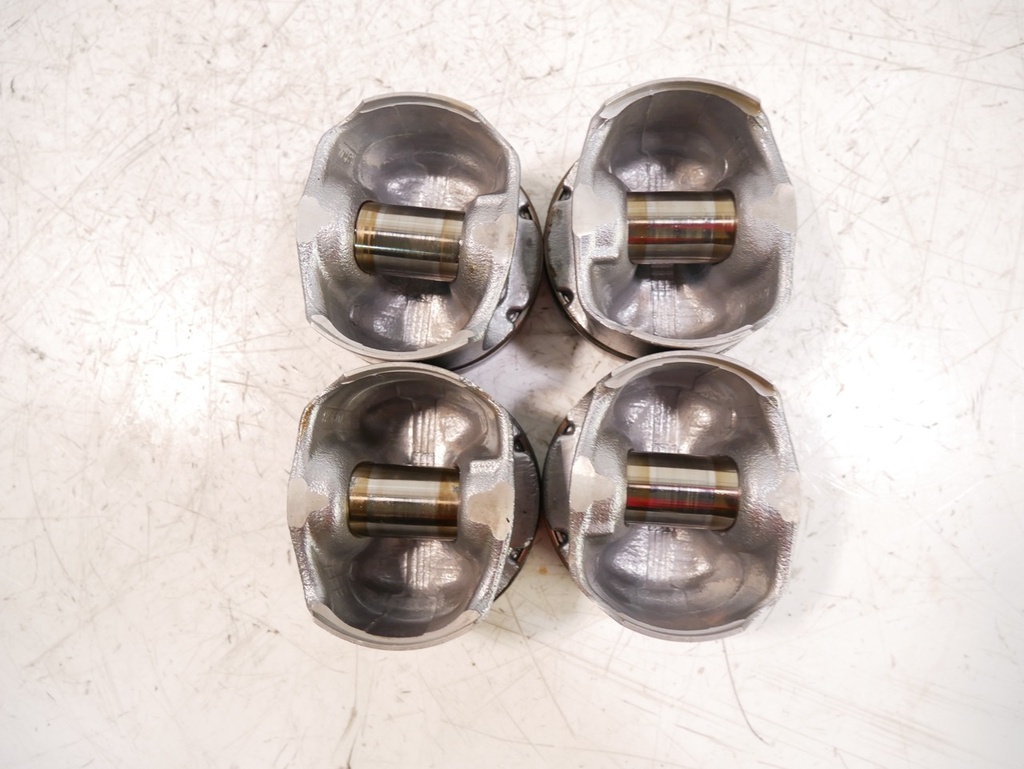 [MTD-432577] Kit pistones Mercedes A200 M282.914, 4 unidades