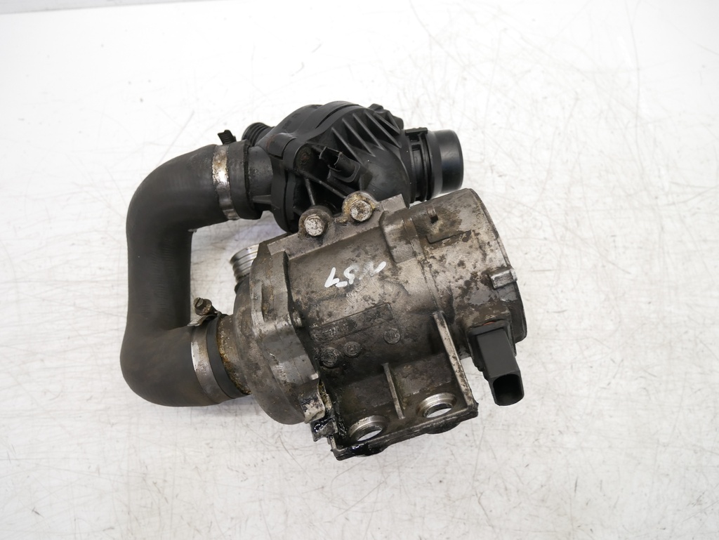 [MTD-407316] Bomba de agua para BMW Serie 3 E90 E91 E92 E93 3.0 325 xi N52B30A 7586927