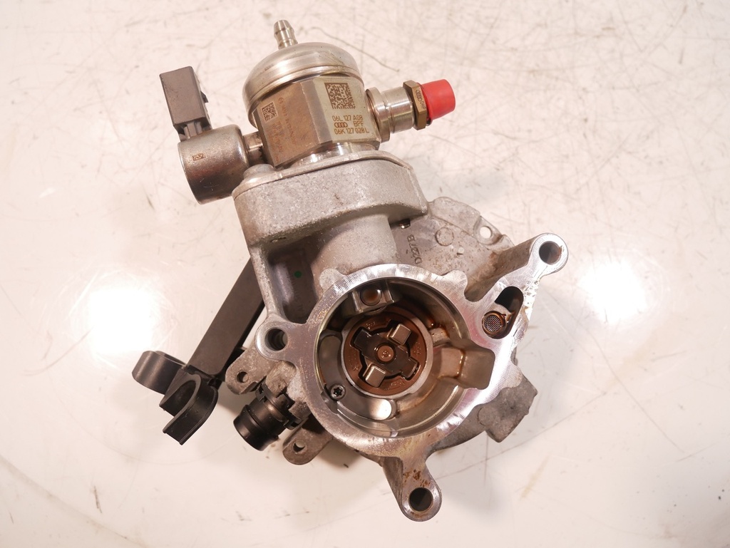 [MTD-413221] Bomba de combustible para Audi Porsche 2.0 TFSI DKNA DKN 06K145100AE