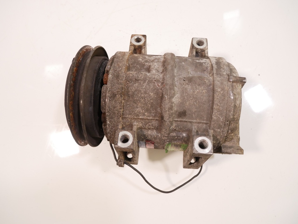 [MTD-414180] Compresor de aire acondicionado para Ford Mazda 2.5 TD WL-T WL 506011-6750