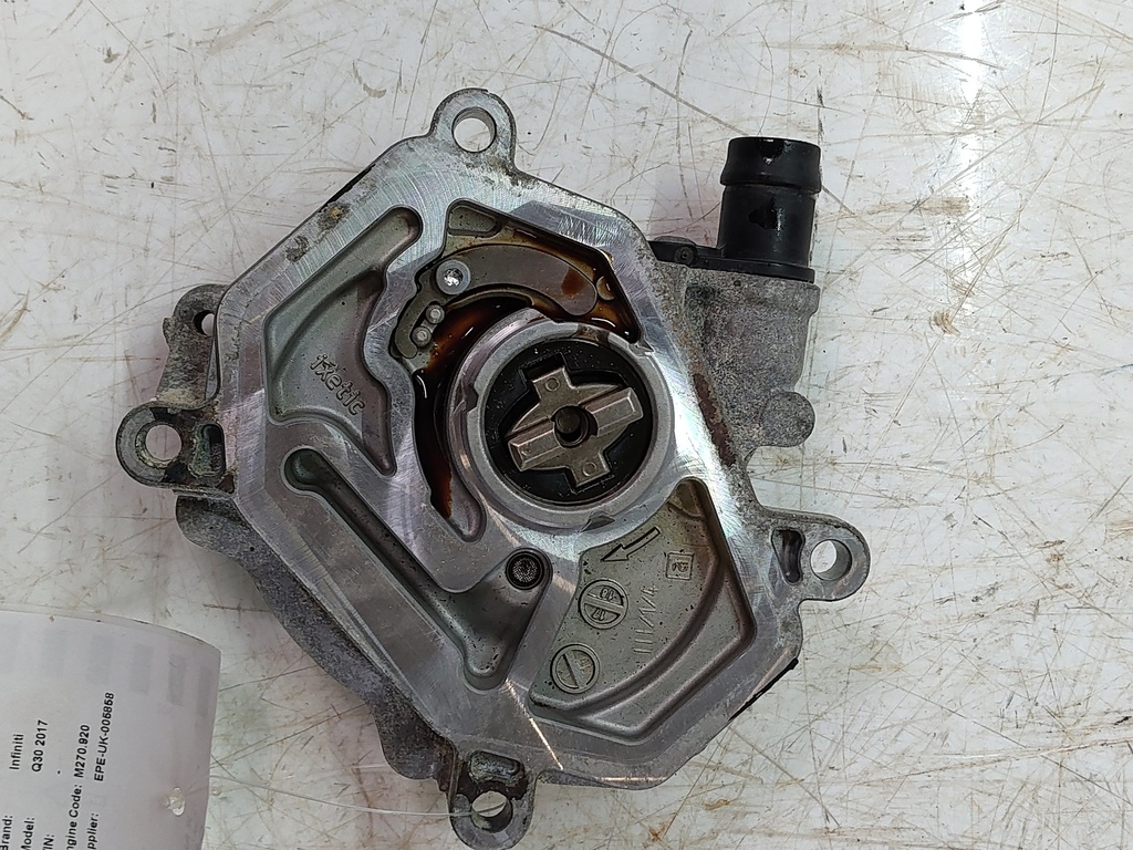 [MTD-527262] Bomba de vacío Infiniti Q30 (2017) M270.920